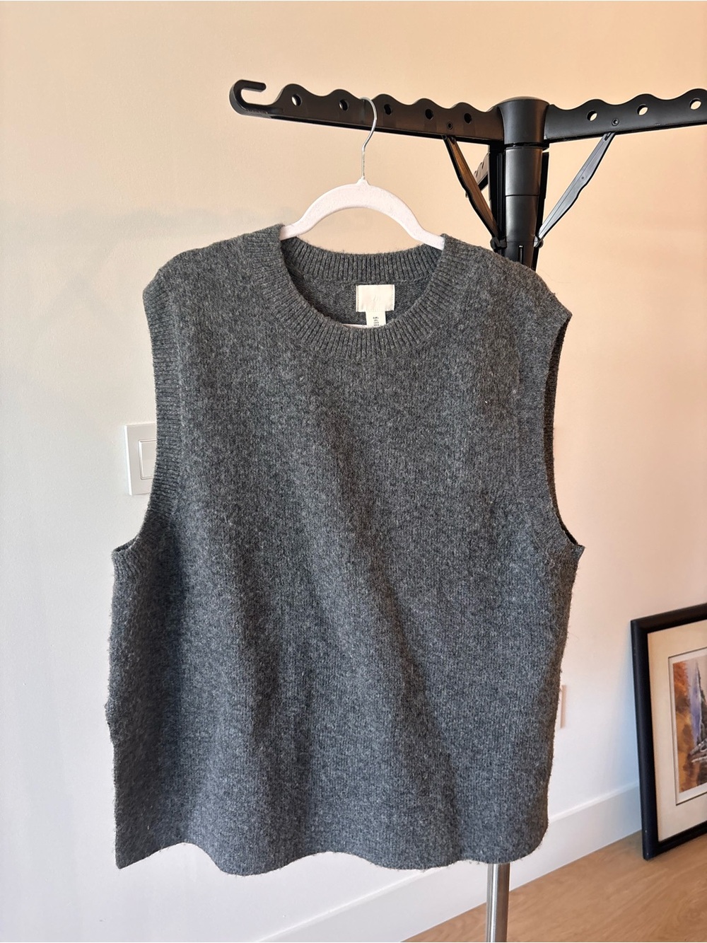 H&M Women’s Crewneck Sleeveless Knit Vest - Charcoal Gray
